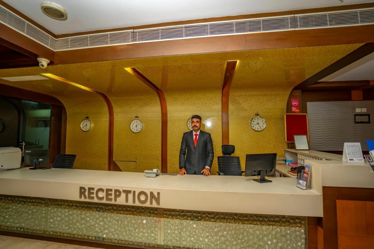 Hotel Sidhartha Chalakudy Kizhake Chalakudi Экстерьер фото